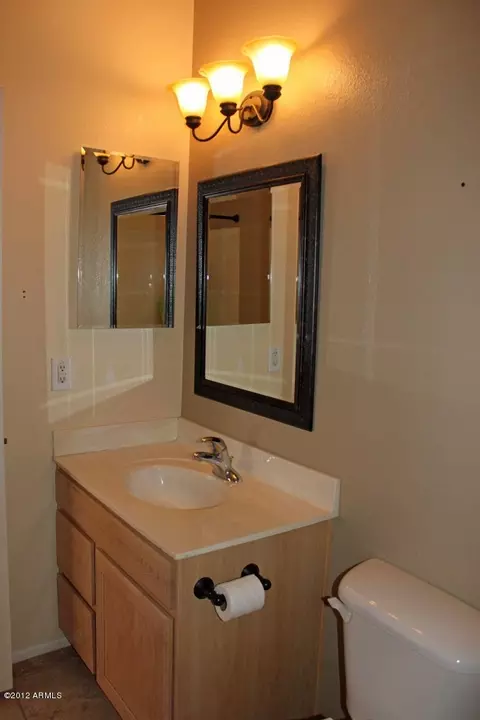 3824 E Potter Dr, Phoenix, AZ 85050 photo 19