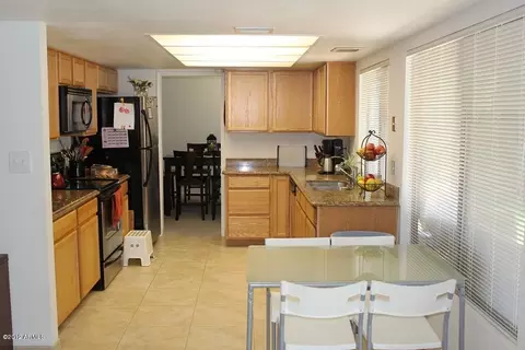917 E Lamplighter Ln, Tempe, AZ 85283 photo 5
