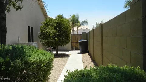 2166 E Temple Ct, Gilbert, AZ 85296 photo 3