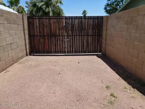6330 E Akron St, Mesa, AZ 85205 photo 7