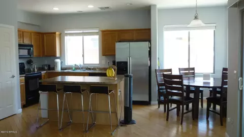 4628 S Cobblestone St, Gilbert, AZ 85297 photo 4