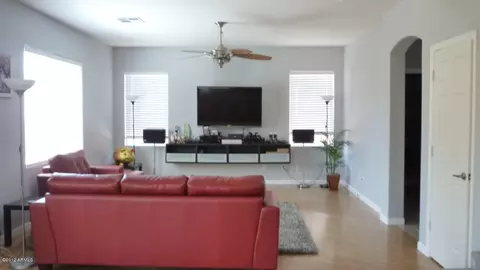 4628 S Cobblestone St, Gilbert, AZ 85297 photo 6