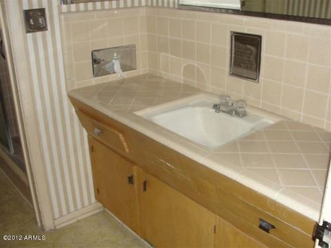 317 E Mclellan Blvd, Phoenix, AZ 85012 photo 22