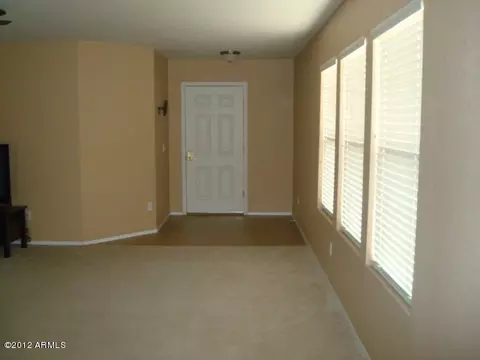 4021 E Tether Trl, Phoenix, AZ 85050 photo 2