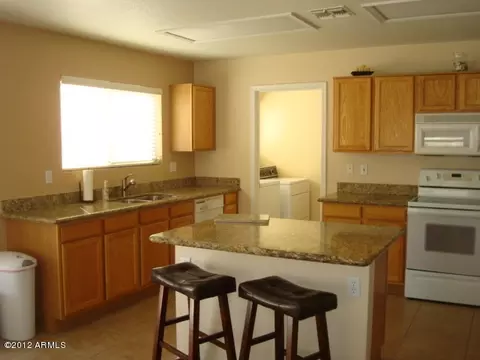 4021 E Tether Trl, Phoenix, AZ 85050 photo 6