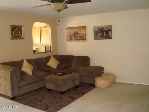 4021 E Tether Trl, Phoenix, AZ 85050 photo 5