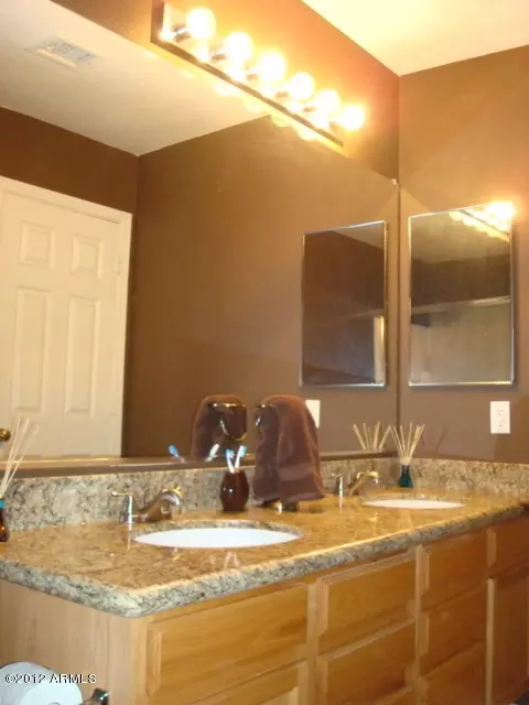 4021 E Tether Trl, Phoenix, AZ 85050 photo 15