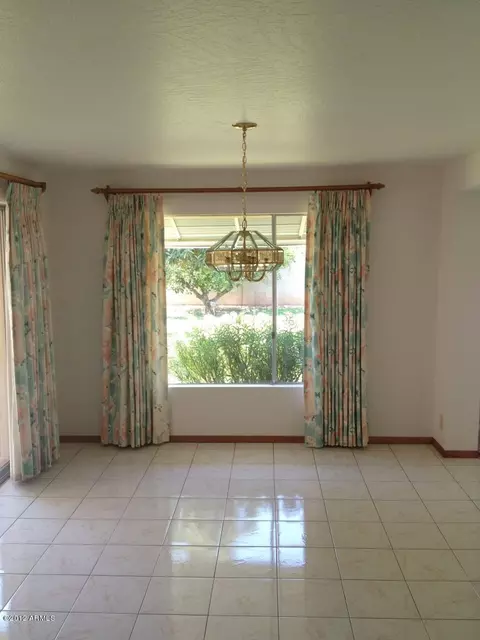4115 E Mitchell Dr, Phoenix, AZ 85018 photo 8