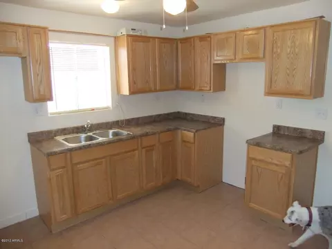 2402 W Pima St, Phoenix, AZ 85009 photo 4