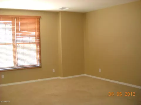 2129 E Grenadine Rd, Phoenix, AZ 85040 photo 7