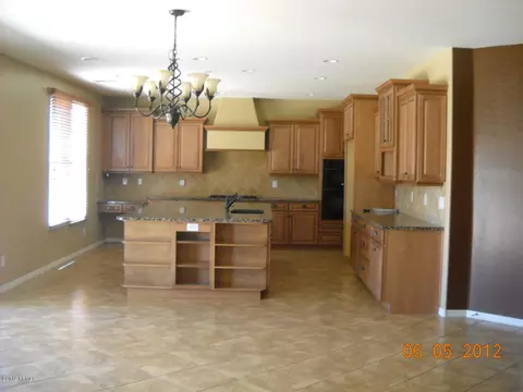 2129 E Grenadine Rd, Phoenix, AZ 85040 photo 11