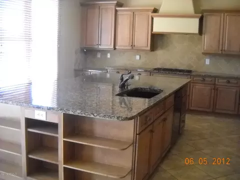 2129 E Grenadine Rd, Phoenix, AZ 85040 photo 12
