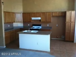 866 E Mohave Ln, Apache Junction, AZ 85119 photo 5