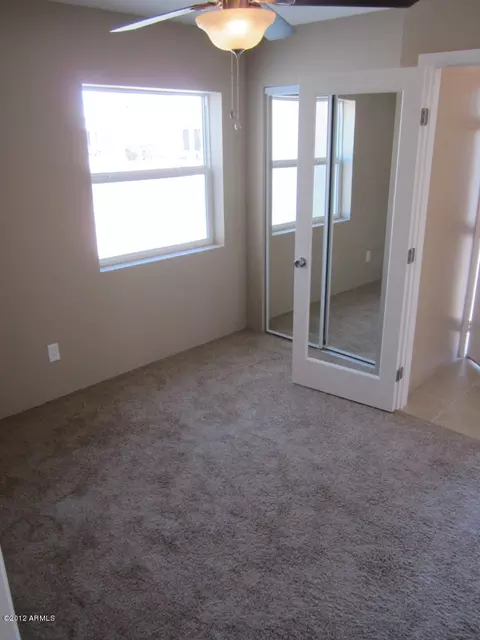 810 E Michelle Dr, Phoenix, AZ 85022 photo 7