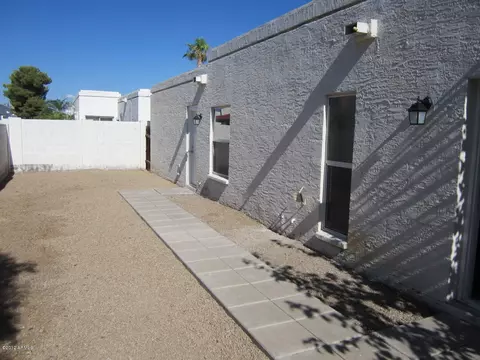 810 E Michelle Dr, Phoenix, AZ 85022 photo 12