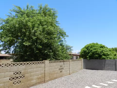 4030 E Carol Cir, Mesa, AZ 85206 photo 7