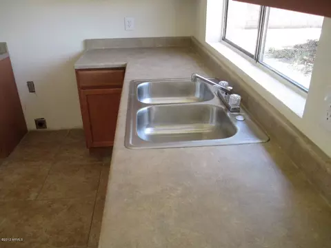 3332 N 77th Ave, Phoenix, AZ 85033 photo 5