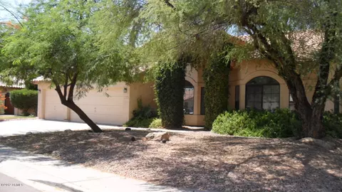 703 E Vera Ln, Tempe, AZ 85284 photo 1
