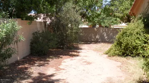 703 E Vera Ln, Tempe, AZ 85284 photo 3