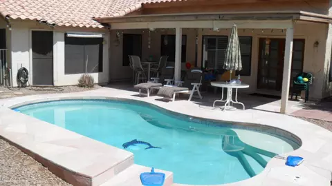 703 E Vera Ln, Tempe, AZ 85284 photo 2