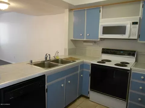 604 E Weber Dr #20, Tempe, AZ 85281 photo 3