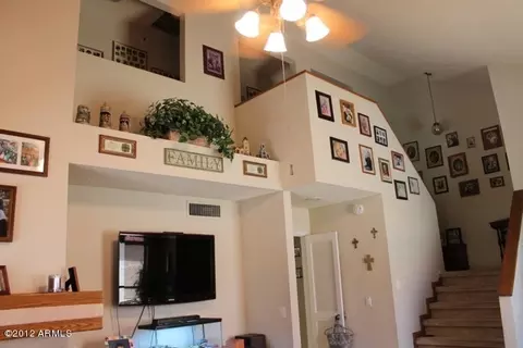 1541 E Laurel Ave, Gilbert, AZ 85234 photo 9