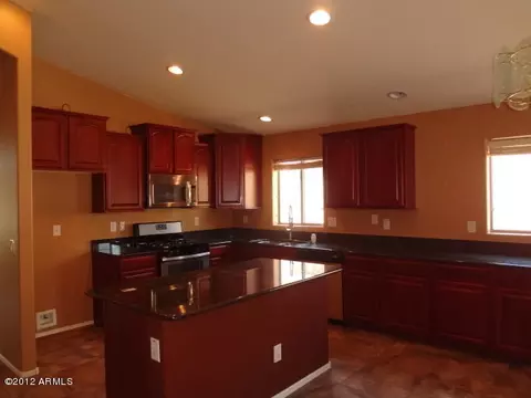 2518 E Barbed Wire Pass, Phoenix, AZ 85024 photo 4