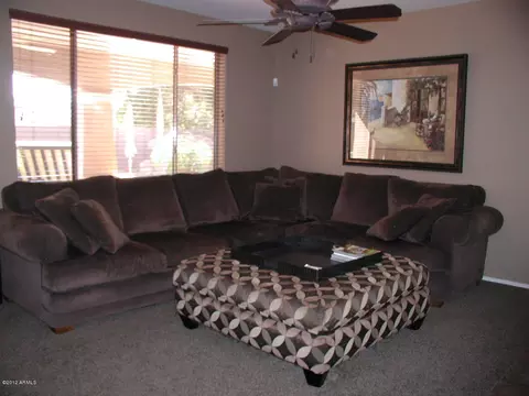 669 E Benrich Ct, Gilbert, AZ 85295 photo 3