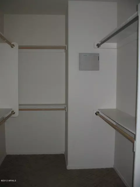 978 Euclid Ave, Gilbert, AZ 85297 photo 4