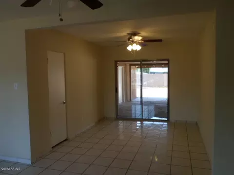 1906 E Mitchell Dr, Phoenix, AZ 85016 photo 6