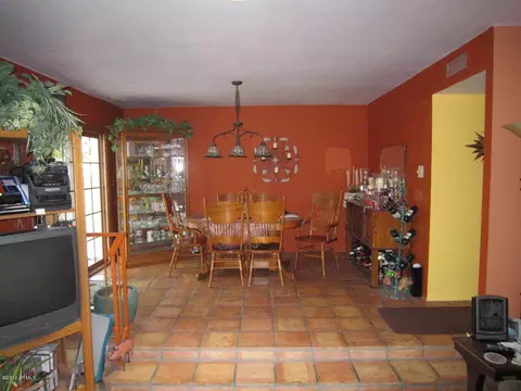 517 E Lodge Dr, Tempe, AZ 85283 photo 5