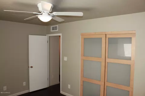 226 E Manhatton Dr, Tempe, AZ 85282 photo 9