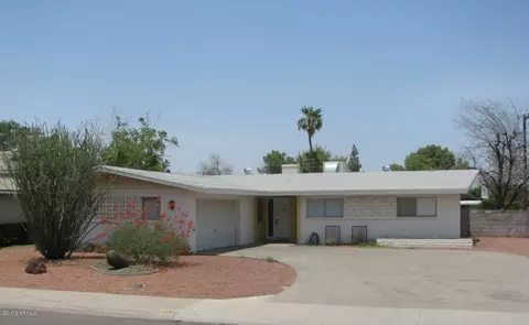226 E Manhatton Dr, Tempe, AZ 85282 photo 1