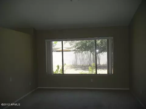 8558 E Navarro Ave, Mesa, AZ 85209 photo 4