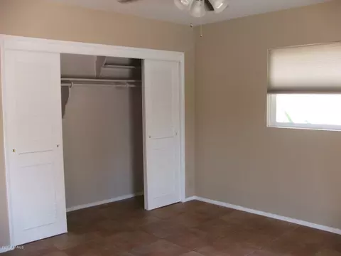 823 E Hayward Ave, Phoenix, AZ 85020 photo 9
