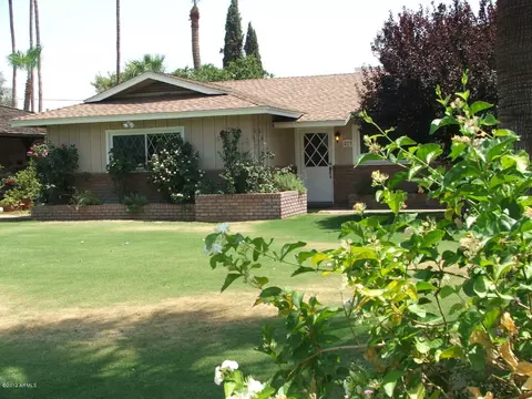 823 E Hayward Ave, Phoenix, AZ 85020 photo 1