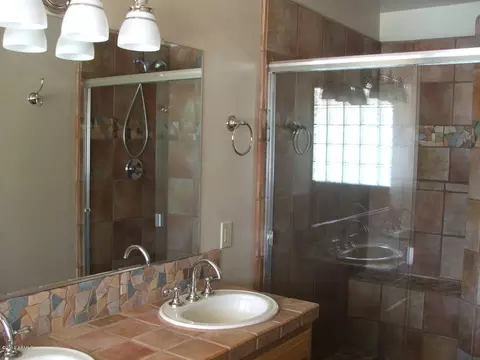 823 E Hayward Ave, Phoenix, AZ 85020 photo 10