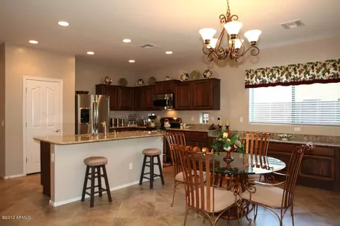 3570 E Pinot Noir Ave, Gilbert, AZ 85298 photo 3