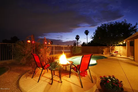 4633 E Kelly Dr, Gilbert, AZ 85234 photo 2