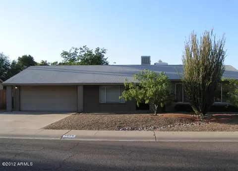 3454 E Shaw Butte Dr, Phoenix, AZ 85028 photo 2