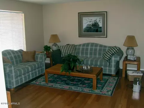 3454 E Shaw Butte Dr, Phoenix, AZ 85028 photo 3