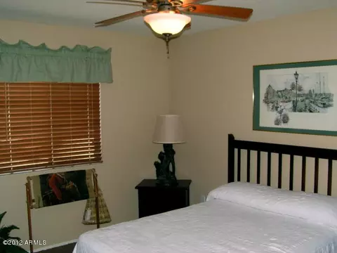 3454 E Shaw Butte Dr, Phoenix, AZ 85028 photo 8