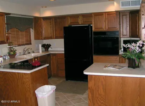 3454 E Shaw Butte Dr, Phoenix, AZ 85028 photo 10