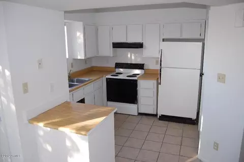 1715 E Pepper Cir, Mesa, AZ 85203 photo 3