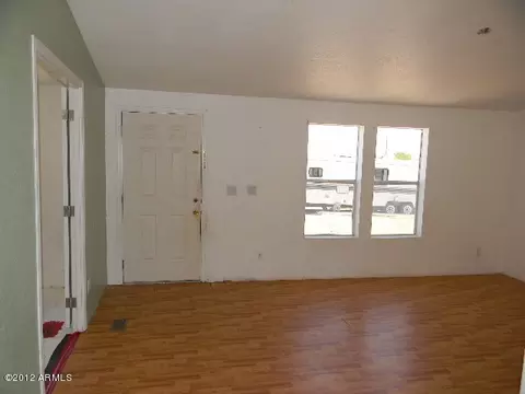 1424 E Junction St, Apache Junction, AZ 85119 photo 2