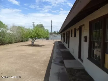3026 E Brill St, Phoenix, AZ 85008 photo 4