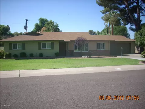5225 E Weldon Ave, Phoenix, AZ 85018 photo 2