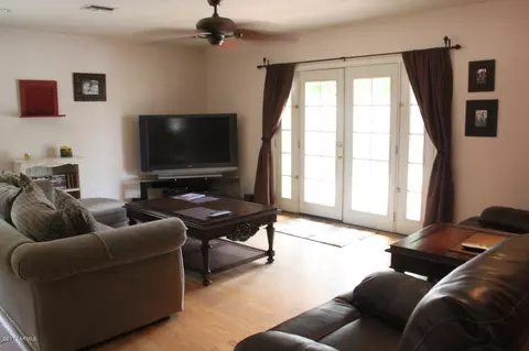 134 E Galveston St, Gilbert, AZ 85295 photo 9