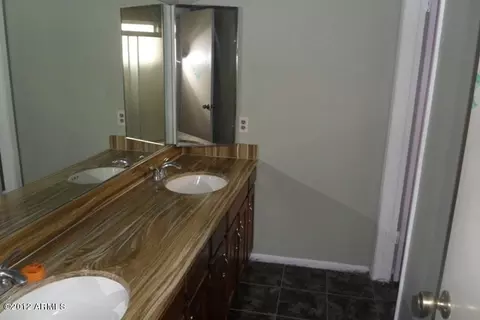 5050 W Echo Ln, Glendale, AZ 85302 photo 13
