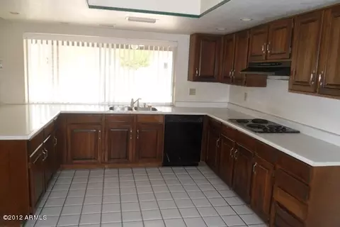 5050 W Echo Ln, Glendale, AZ 85302 photo 10